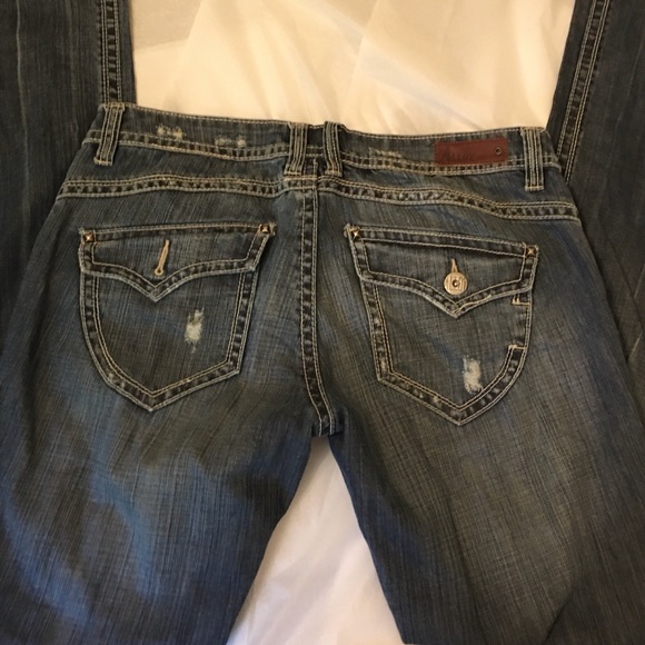 Alloy jeans.  Run small 32 x 37 - Picture 10 of 10